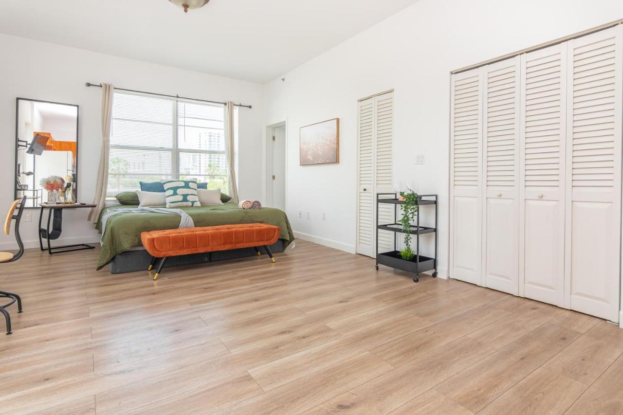Home Miami Downtown With Balcony - 5 Minutes From Wynwood & Port - Art District Near Beach Zewnętrze zdjęcie